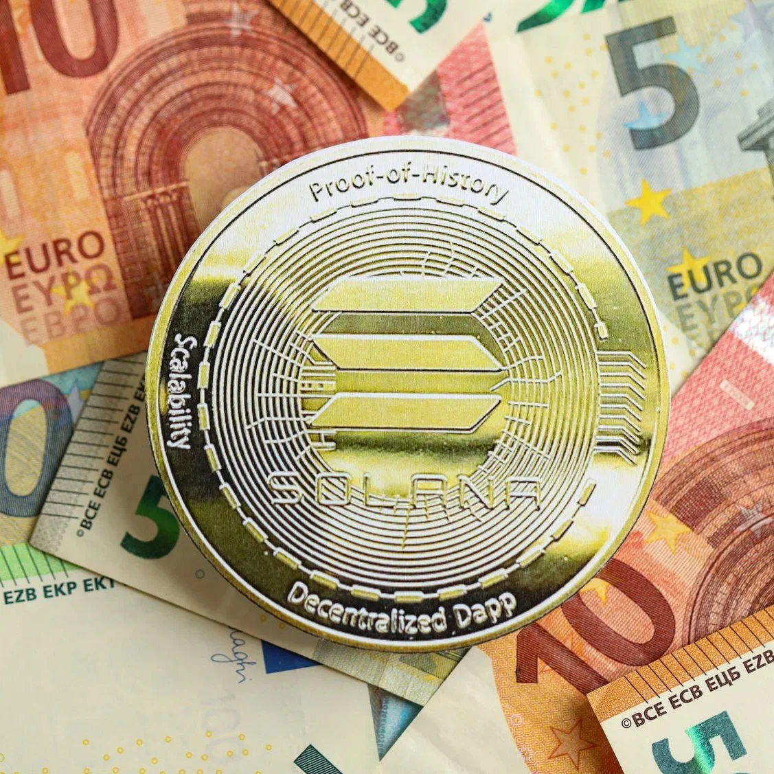 Solana: Kurs stabilisiert um 220 US-Dollar - Finanztrends