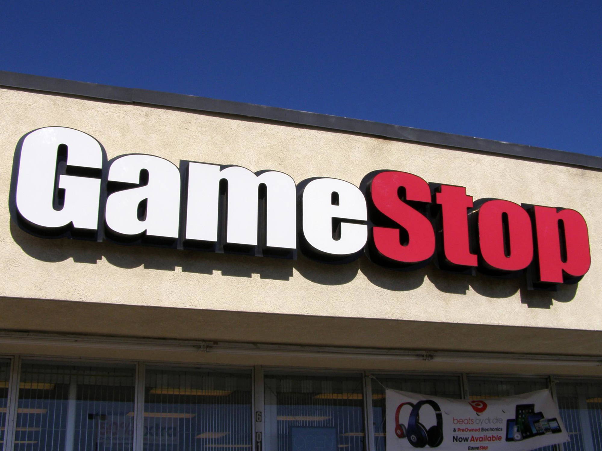 Gamestop Und Amc Aktie Nach Der Manie Suchen Hedge Fonds Nach Short Wetten Jenseits Von Aktien Finanztrends