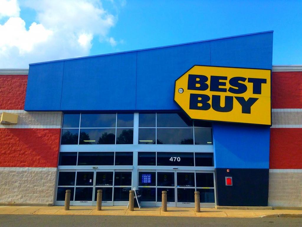 Best Buy fällt 8%: Neue Zölle drücken auf die Jahresziele