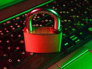 Cybersecurity im Depot: Lohnt sich der iShares IHAK?