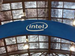 Intel-Aktie: Chip-Knappheit bis 2024!