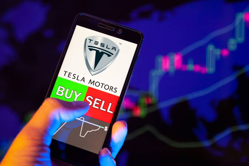 Tesla-Aktie Prognose: Sollten Sie jetzt kaufen?