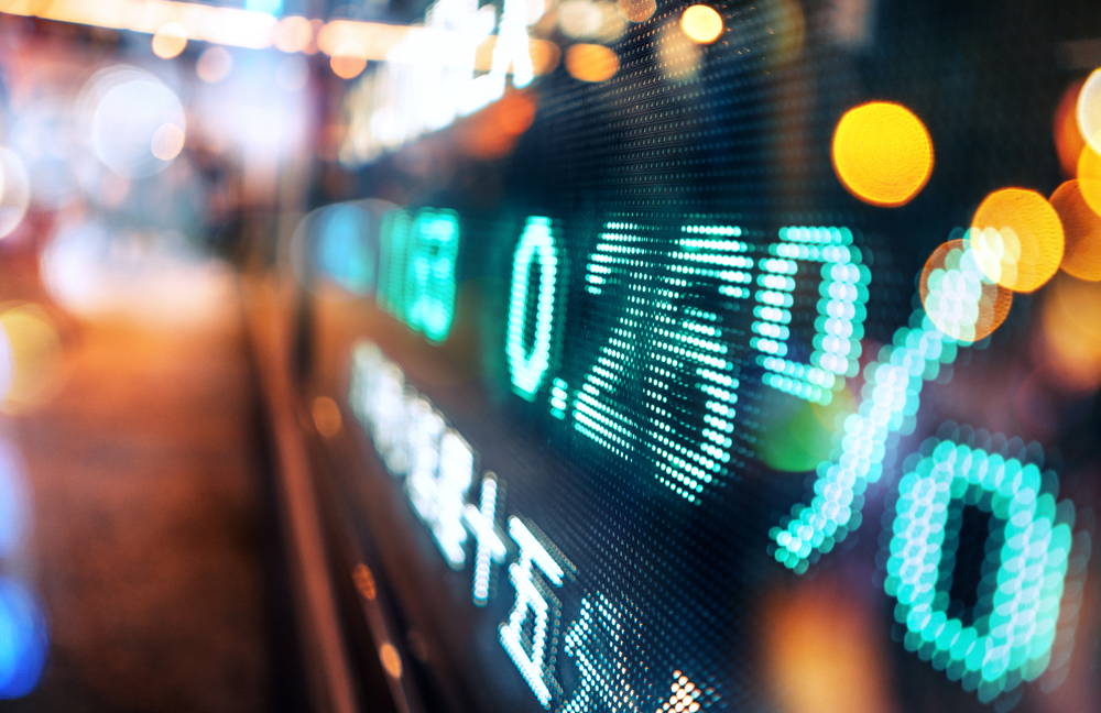 Uniper Aktie, Deutsche Lufthansa Aktie und Hannover Rueck Aktie: Diese Aktien aus dem MDAX stehen heute im Fokus der Anleger