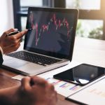 Nasdaq: Starke Korrektur – Fed-Zinsentscheid erwartet – Sorgen um weitere Zinserhöhung
