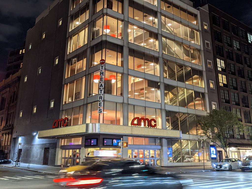 AMC Preferred Equity (APE) steigt, während die AMC Entertainment-Aktie fällt: Was ist hier los?