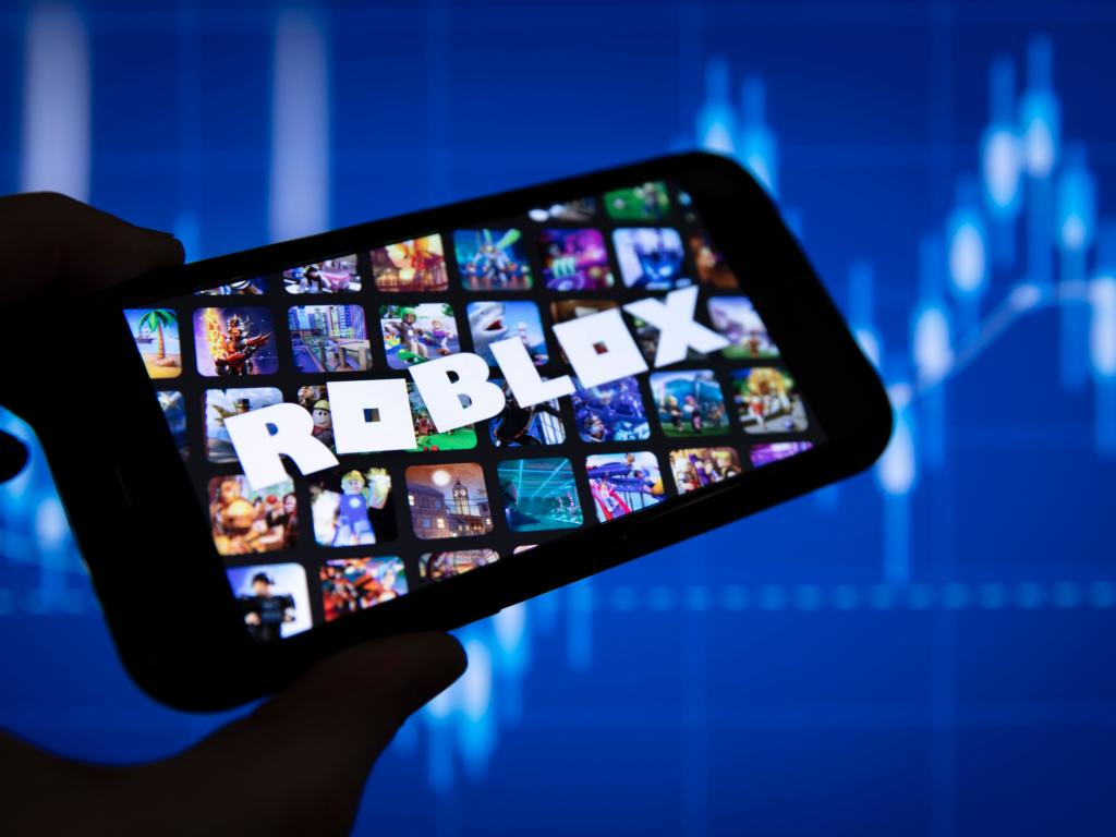 Roblox verschärft Sicherheit: Globaler Alterscheck startet im Januar Roblox verschärft Sicherheit: Globaler Alterscheck startet im Januar