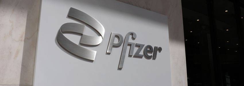 Pfizer-Aktie: Vor den Zahlen – warum Analysten den Daumen senken!