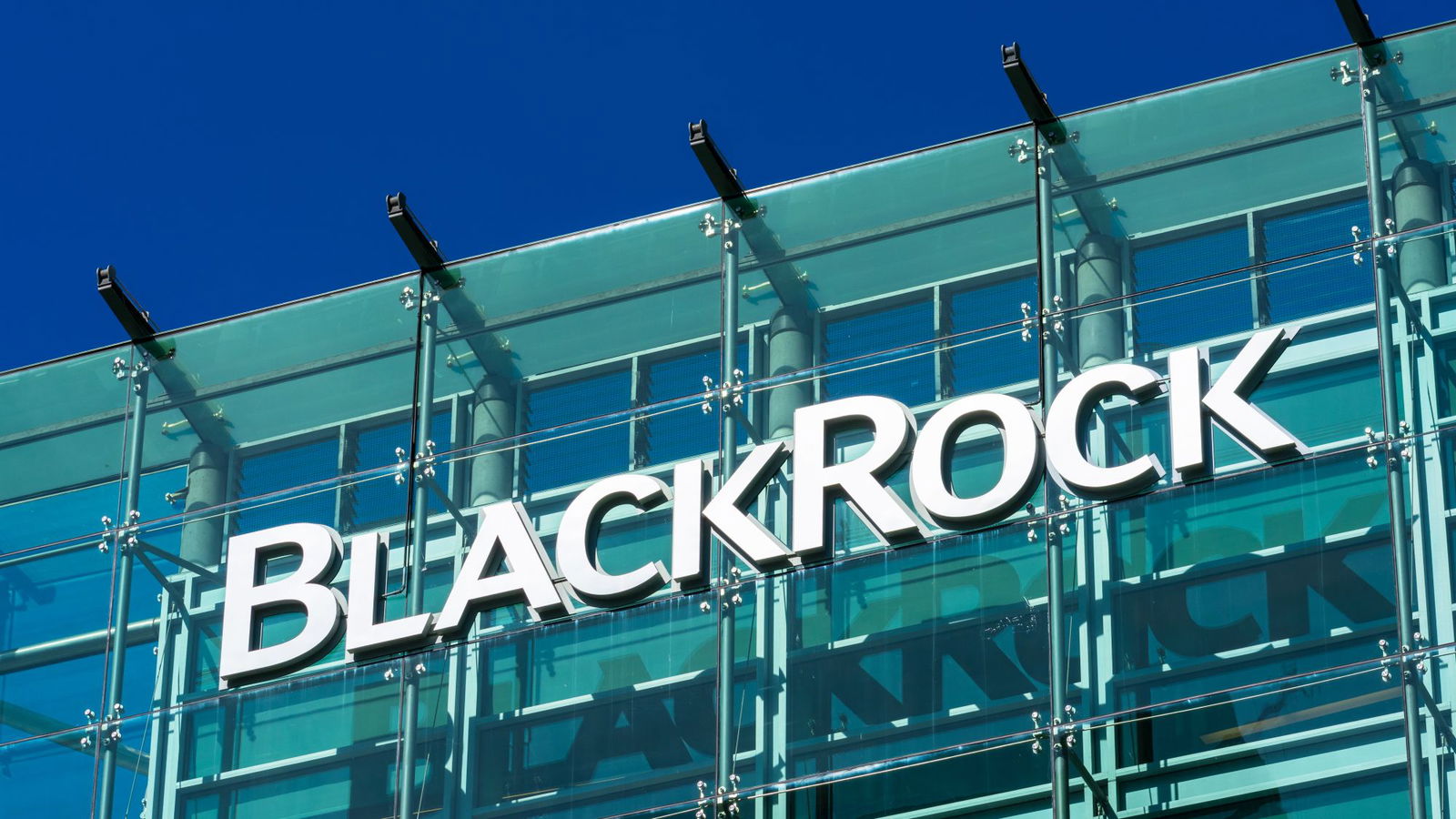 BlackRock-Aktie: Hafendeal vor dem Aus? - Finanztrends