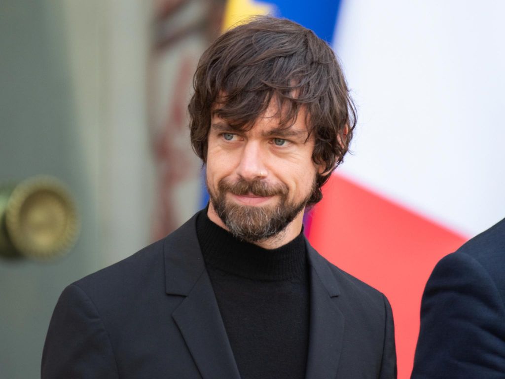 Block-Aktie: KI statt mittleres Management!