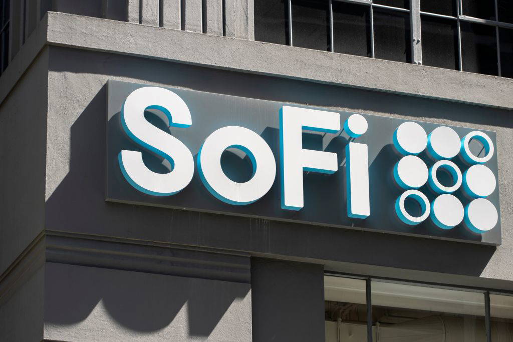 SoFi überrascht mit starkem Wachstum – Prognose für 2025 angehoben