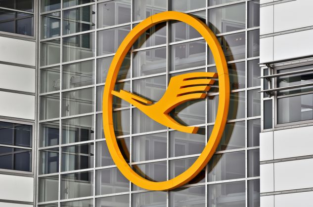 Lufthansa-Aktie: 20.000 Flüge weniger – was steckt dahinter?