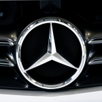 Mercedes-Benz-Aktie: 40 neue Modelle sollen das Ruder rumreißen!