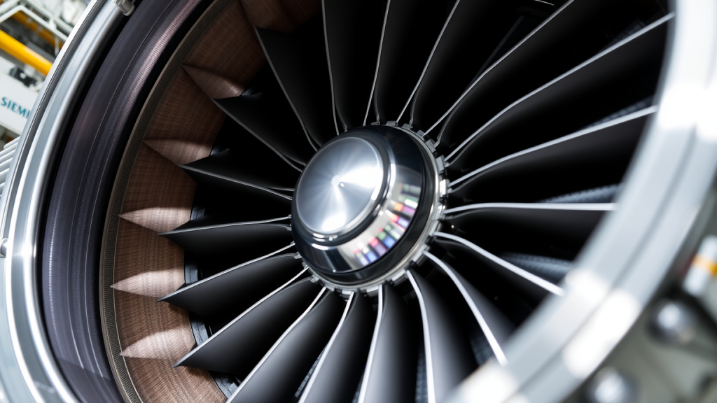 Nahaufnahme der innovativen Gasturbinentechnologie von Siemens Energy