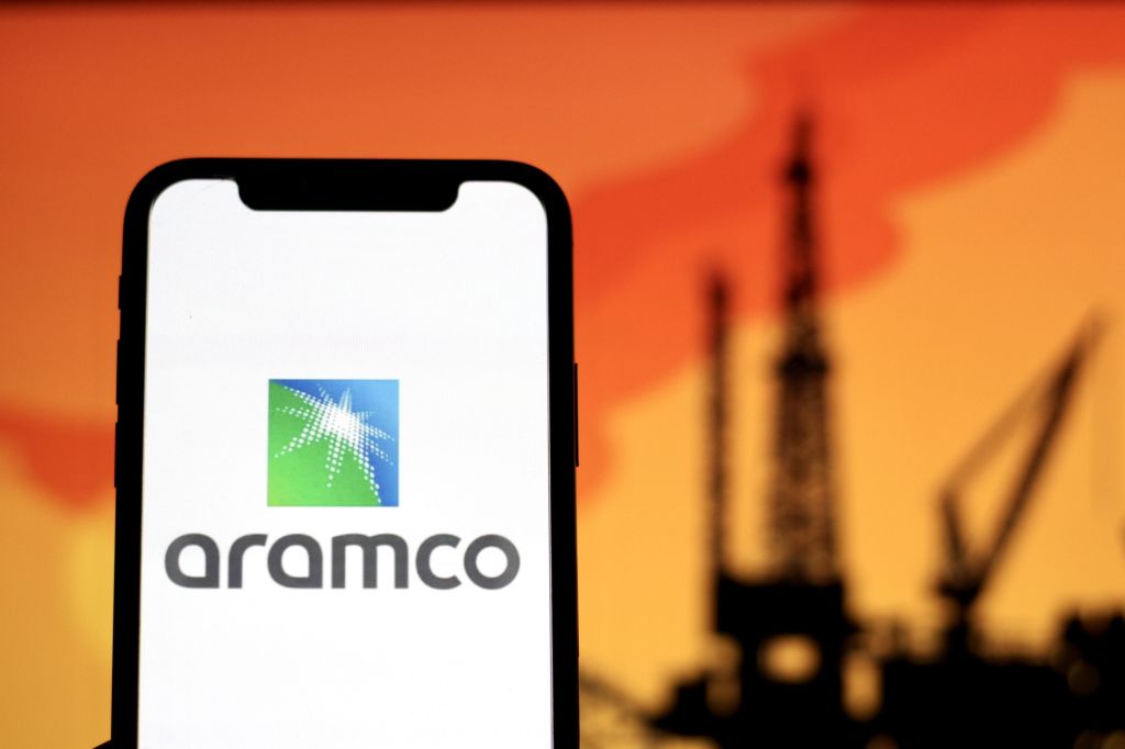 Aramco sichert sich Milliardenfinanzierung für Ausbau des Jafurah-Gasprojekts.