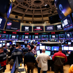 Ripple XRP und Bitcoin: Kryptomärkte unter Druck – droht der große Bitcoin-Absturz?