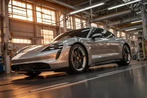 Porsche: Taycan-Fertigung in Zuffenhausen gestoppt